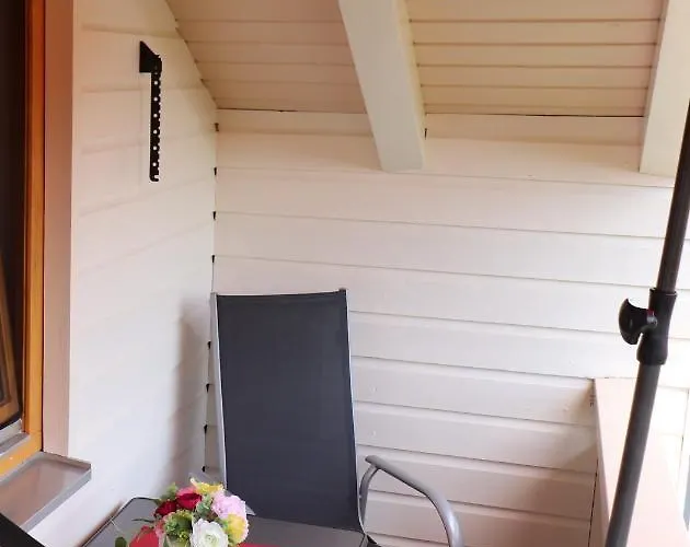 #6 Mit Balkon In Ruhiger Aber Zentrale Lage - Stadtbus Vor Der Tuer! Apartment *